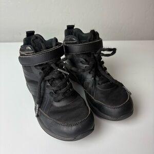 Rebel Renegade blackout high-top performance cheer shoes and bag size youth 13